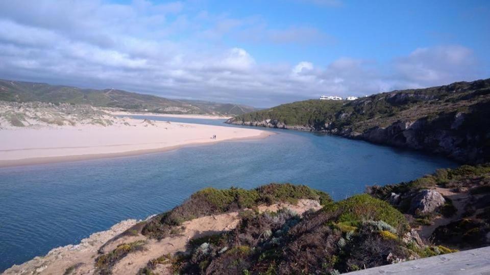 Sun & Surf Flat Arrifana Beach Aljezur Bagian luar foto
